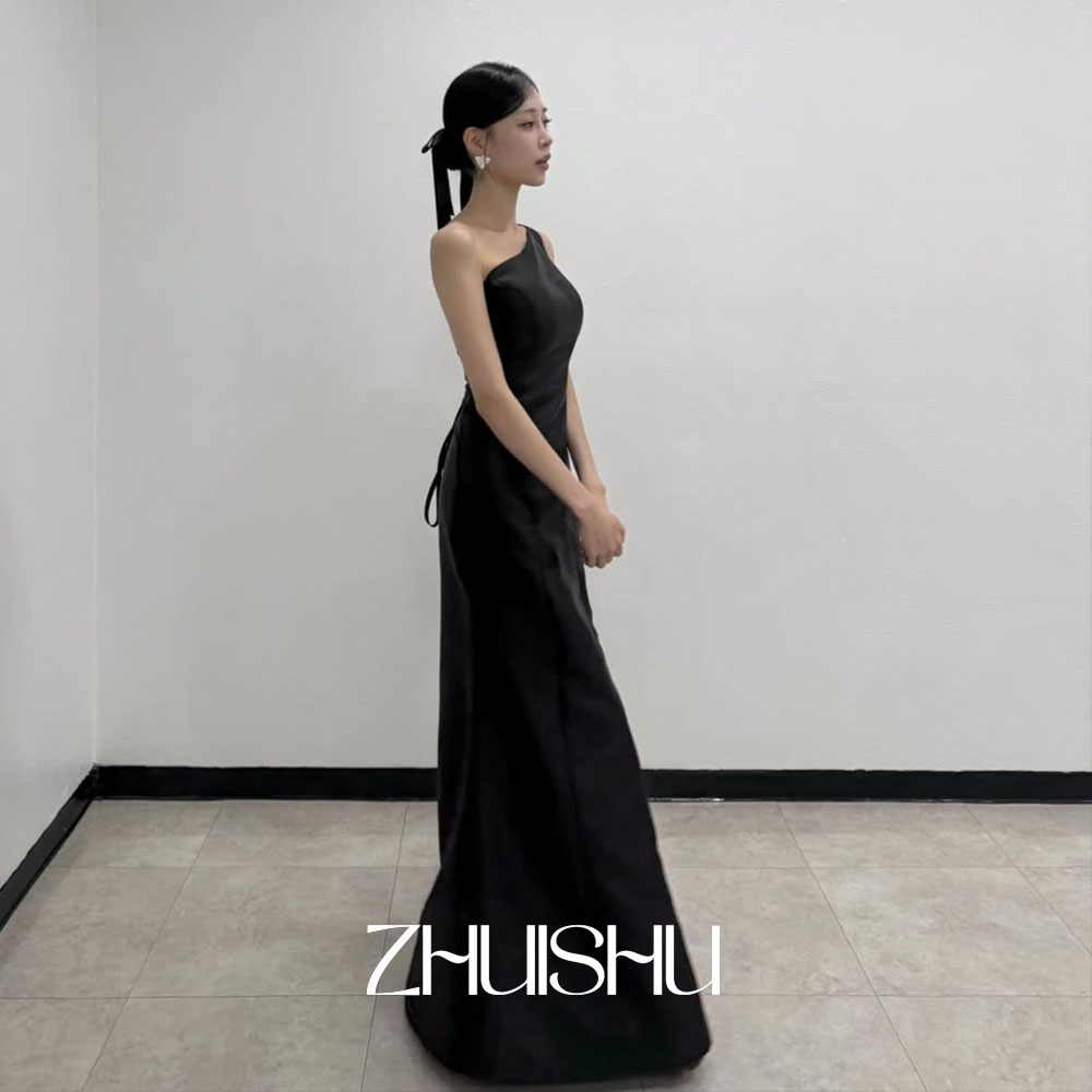 Modern Korean Lifestyle - Zhuishu um ombro preto vestidos de